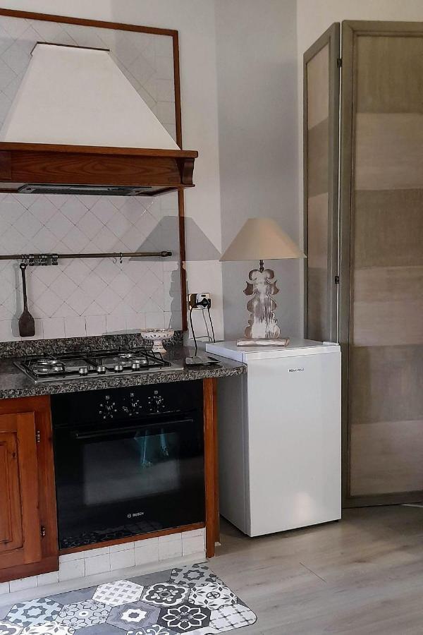 Invit Arti B&B Capoterra Εξωτερικό φωτογραφία