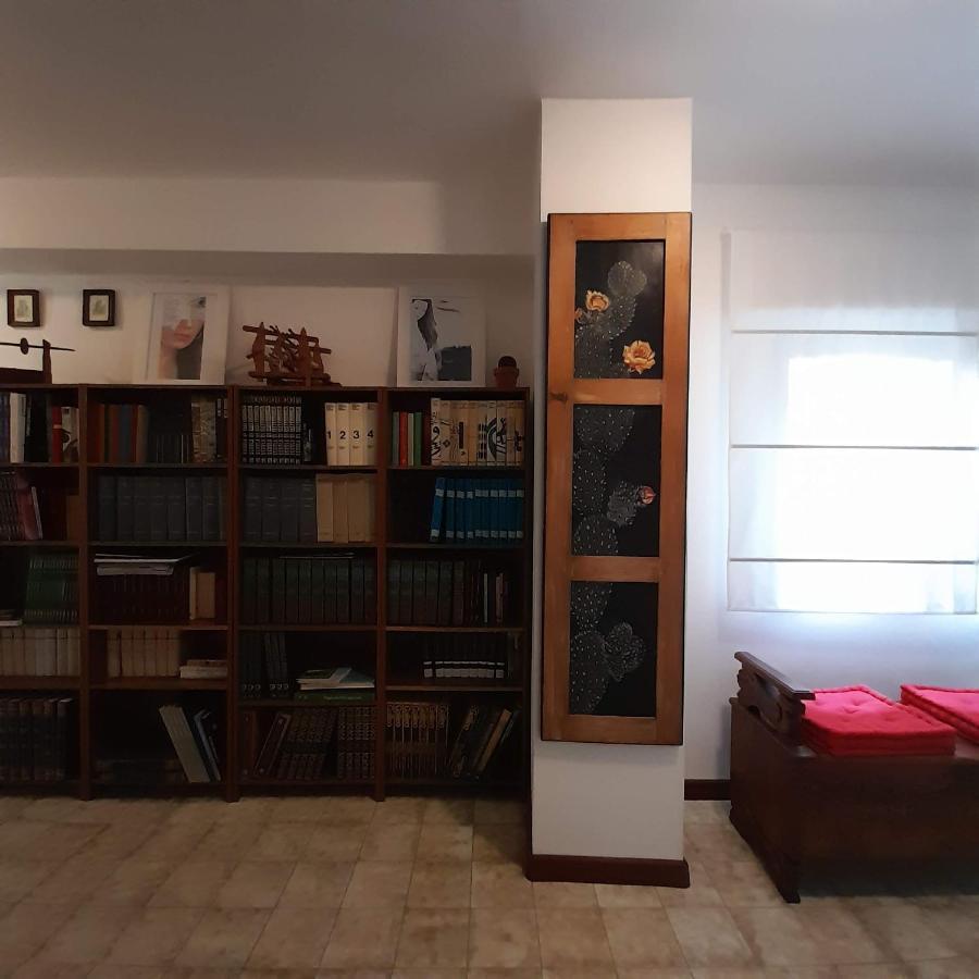 Invit Arti B&B Capoterra Εξωτερικό φωτογραφία