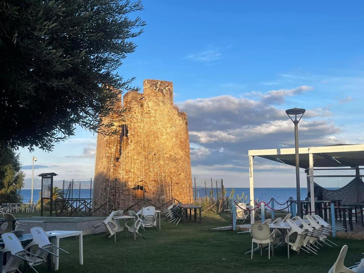 Invit Arti B&B Capoterra Εξωτερικό φωτογραφία