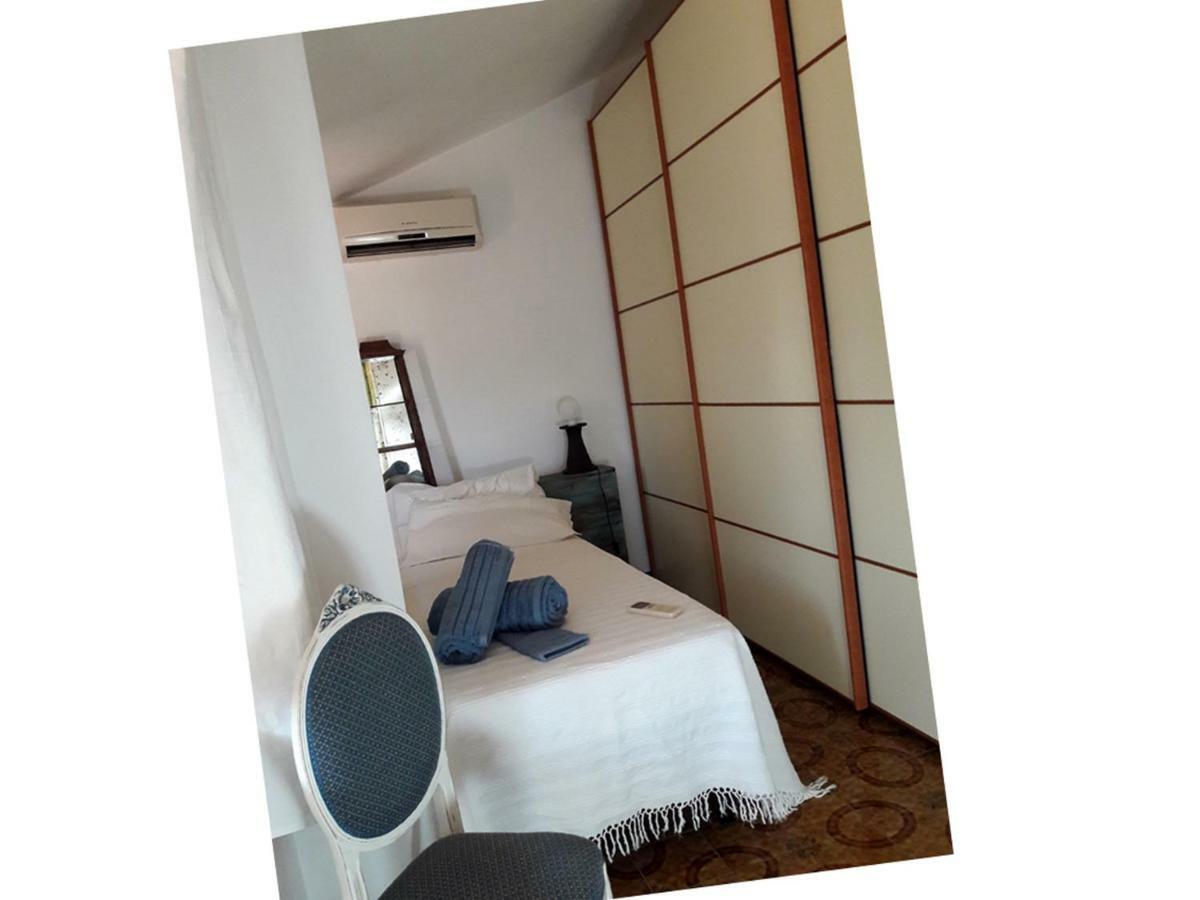 Invit Arti B&B Capoterra Εξωτερικό φωτογραφία
